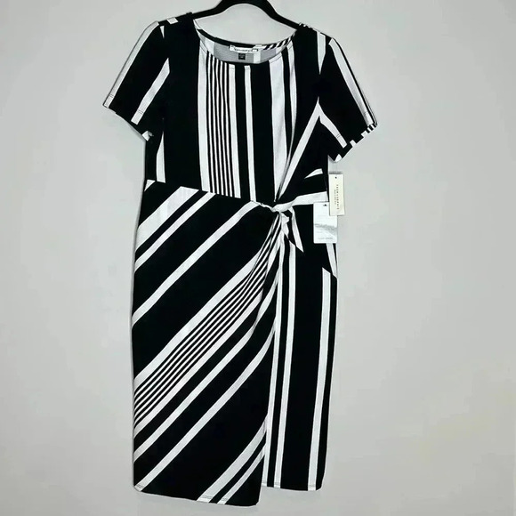 Tash + Sophie Dresses & Skirts - Tash + Sophie Dress Black and White Strip with Twist/Knot Detail on Front 10P